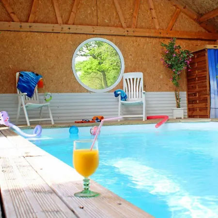Familial Avec Piscine Chauffee, Sauna Et Activites Sur Domaine De 15 Hectares - Fr-1-489-357