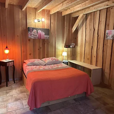 Familial Avec Piscine Chauffee, Sauna Et Activites Sur Domaine De 15 Hectares - Fr-1-489-357 Holiday home *
